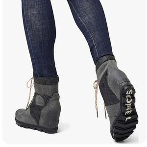 Sorel Lexie Wedge Heel Lace Up Boots Size 6